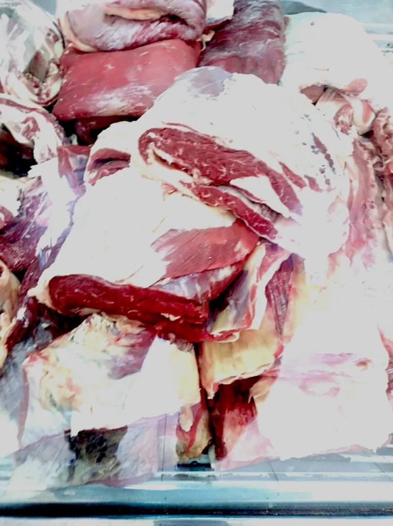 Cortes de carne en góndola